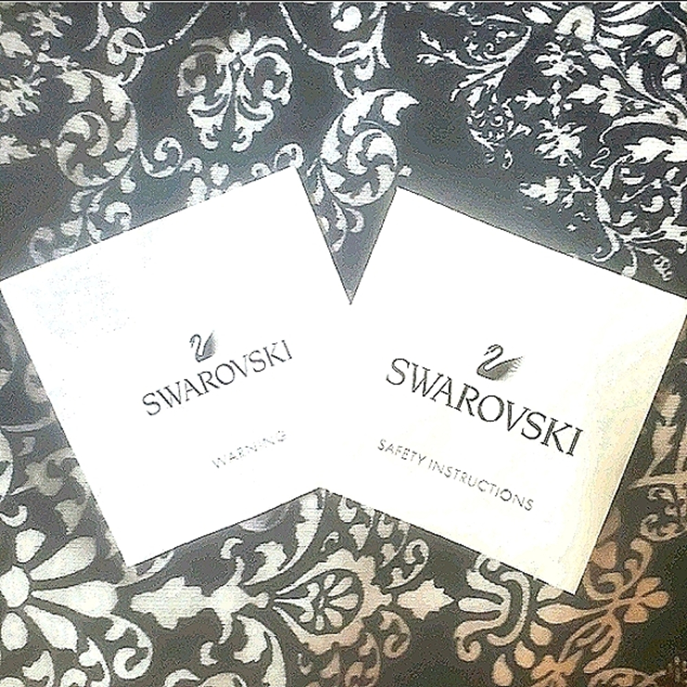 Swarovski Crystal And Glass Tea Light / Candle Holder / Votive Holder in Box - Picture 3 of 11